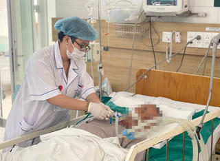Nguy cơ từ lạm dụng rượu bia dịp giáp Tết