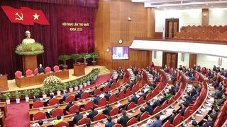 [ẢNH] Hội nghị lần thứ nhất Ban Chấp hành Trung ương khóa XIII