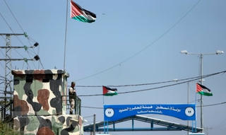 Israel: Đóng cửa khẩu trên bộ vào Dải Gaza