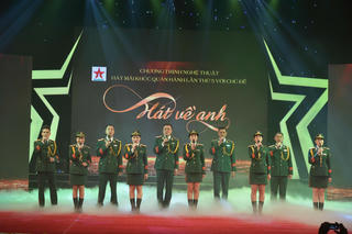 Hát về anh
