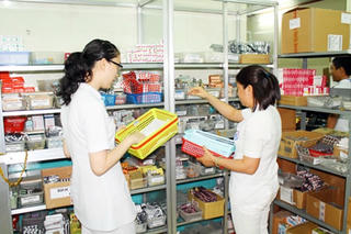 Quản lý chặt chẽ  việc sử dụng kháng sinh trong bệnh viện