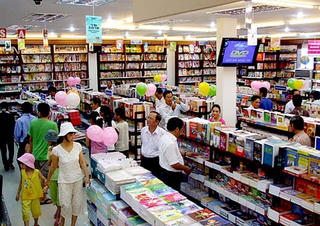 Xử phạt 2 nhà sách Nam Liên và Minh Thuận