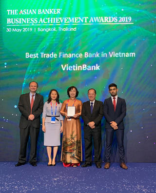 VietinBank nhận giải thưởng ‘Ngân hàng Tài trợ Thương mại tốt nhất Việt Nam’ ba năm liên tiếp