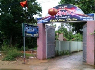 Một thanh niên bị đâm chết ở quán karaoke
