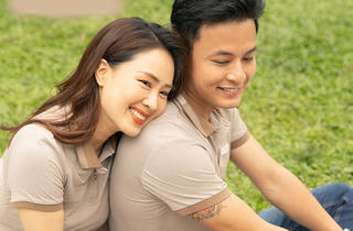 'Phố trong làng' không nối sóng 'Hương vị tình thân' như dự kiến