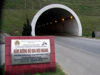 Chuẩn bị mở rộng hầm đường bộ qua Đèo Ngang lên 12 m