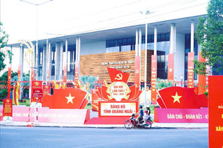 Đại hội Đảng bộ tỉnh Quảng Ngãi lần thứ nhất không nhận hoa chúc mừng