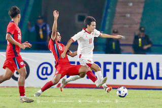 Thắng U23 Singapore 1-0, U23 Việt Nam vững ngôi đầu bảng C