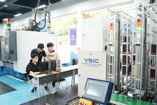 Doanh nghiệp và nhà trường bắt tay đào tạo nhân lực xanh 