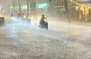 Nhiều khu vực xuất hiện mưa rào và dông