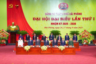 Đại hội Đảng bộ thành phố Hải Phòng lần thứ I bước vào ngày làm việc đầu tiên