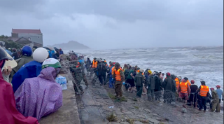 Hà Tĩnh: Kè Cửa Nhượng bị sạt lở