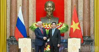 Chủ tịch nước Lương Cường tiếp Chủ tịch Duma Quốc gia Quốc hội Liên bang Nga Vyacheslav Volodin