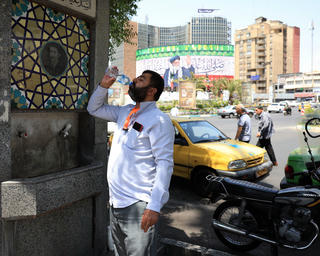 Iran tính di rời thủ đô trước cuộc khủng hoảng nước