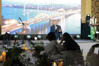 Tiếp tục đưa các đám cưới siêu sang từ Ấn Độ đến Đà Nẵng