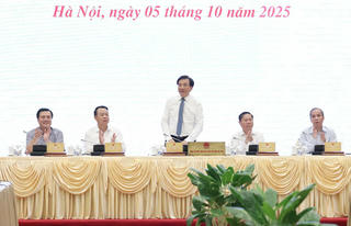 GDP 9 tháng tăng trên 7,8%, Chính phủ đặt mục tiêu cả năm đạt 8,3 - 8,5%