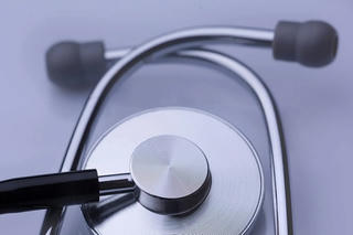 Chuyên gia khuyến cáo cẩn trọng với lời khuyên y tế của AI