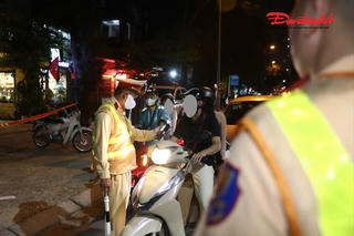 Hàng loạt tài xế bị xử lý vi phạm nồng độ cồn 