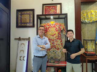 Nghệ nhân hồi sinh nghệ thuật thêu long bào