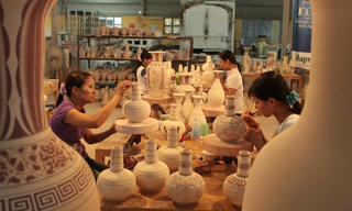 Hàng thủ công mỹ nghệ vươn xa