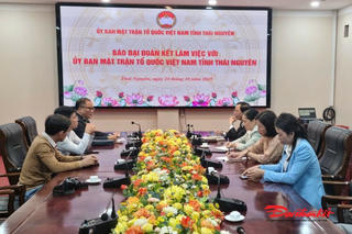 Báo Đại Đoàn Kết và Ủy ban MTTQ tỉnh Thái Nguyên trao đổi về Chương trình “Vinh danh Người truyền lửa”