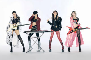 Aespa mang ‘vũ trụ’ K-pop đến Hà Nội cùng 8Wonder Winter 2025