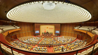 Quốc hội thảo luận kết quả thực hiện kế hoạch phát triển kinh tế - xã hội