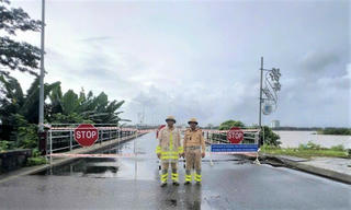 Quảng Ngãi: Cấm phương tiện lưu thông qua cầu Trà Khúc 1