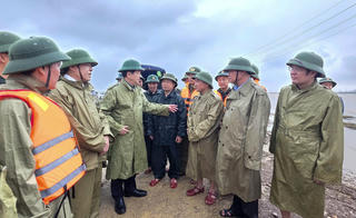 Phó Thủ tướng Mai Văn Chính yêu cầu Hà Tĩnh tập trung cao cho công tác ứng phó mưa lũ