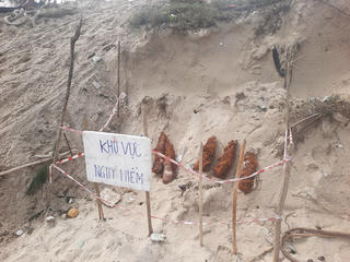 Phát hiện 8 quả bom mìn ở bờ biển tỉnh Quảng Trị