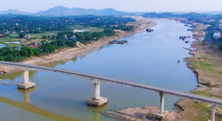 Được phép lưu thông hạn chế qua cầu Sông Lô