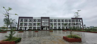 Nghệ An: Trường mới để không, học sinh học trong trường cũ xuống cấp