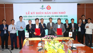 BSR mở rộng kinh doanh quốc tế, tăng cường hợp tác và xuất khẩu sang Lào - Công ty Cổ phần Lọc Hóa Dầu Bình Sơn