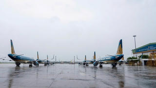 Hủy hàng loạt chuyến bay đến miền Trung do ảnh hưởng của cơn bão số 13