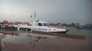 Lý Sơn: Huy động mọi lực lượng giúp dân ứng phó bão số 13

