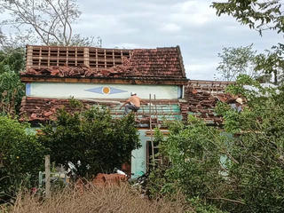 Đà Nẵng: Bộ đội giúp người dân sửa chữa 77 ngôi nhà tốc mái, hư hỏng