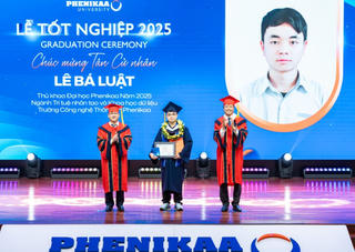 Thủ khoa Khoa học máy tính giành học bổng tiến sĩ toàn phần tại Singapore