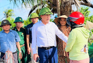 Chủ tịch UBND tỉnh Gia Lai kêu gọi toàn tỉnh chung tay khắc phục hậu quả bão số 13