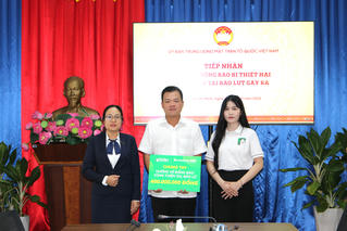 Tiếp nhận 400 triệu đồng ủng hộ đồng bào các vùng thiên tai