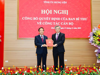 Phó Bí thư, Chủ tịch UBND tỉnh Ninh Bình Phạm Quang Ngọc làm Phó Bí thư Tỉnh ủy Hưng Yên