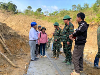 Quảng Ngãi: Thông tuyến “Đường Quân Dân”, nối lại 5 thôn của xã Ngọc Linh bị cô lập