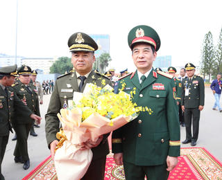 Đại tướng Phan Văn Giang tham dự giao lưu quốc phòng Việt Nam - Campuchia