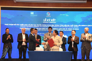 Xúc tiến hợp tác xây dựng và phát triển Công viên địa chất toàn cầu UNESCO Lạng Sơn