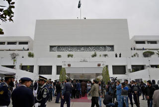 Pakistan sửa đổi Hiến pháp, thay đổi cấu trúc quyền lực quốc gia