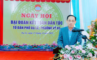 Bộ trưởng Bộ Ngoại giao Lê Hoài Trung dự Ngày hội Đại đoàn kết tại Huế
