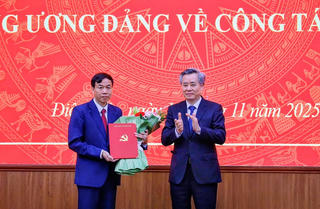 Điều động, chỉ định Chủ tịch UBND tỉnh Lai Châu làm Phó Bí thư Tỉnh ủy Điện Biên