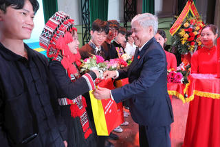 Khi  Lễ kỷ niệm Ngày Nhà giáo Việt Nam hòa cùng Ngày hội Đại đoàn kết