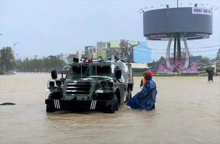 Gia Lai: Mưa lớn gây ngập sâu, nhiều khu vực trũng bị cô lập