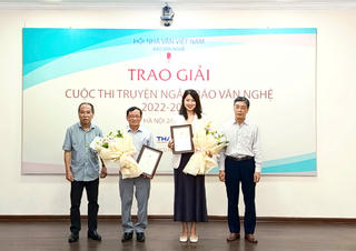 Hãy trao nhiều cơ hội hơn cho người viết trẻ