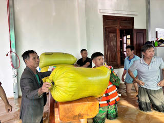 Thủy điện Sê Rê Pốk 4 xả lũ, Buôn Đôn di dời khẩn cấp hơn 150 người dân trong đêm